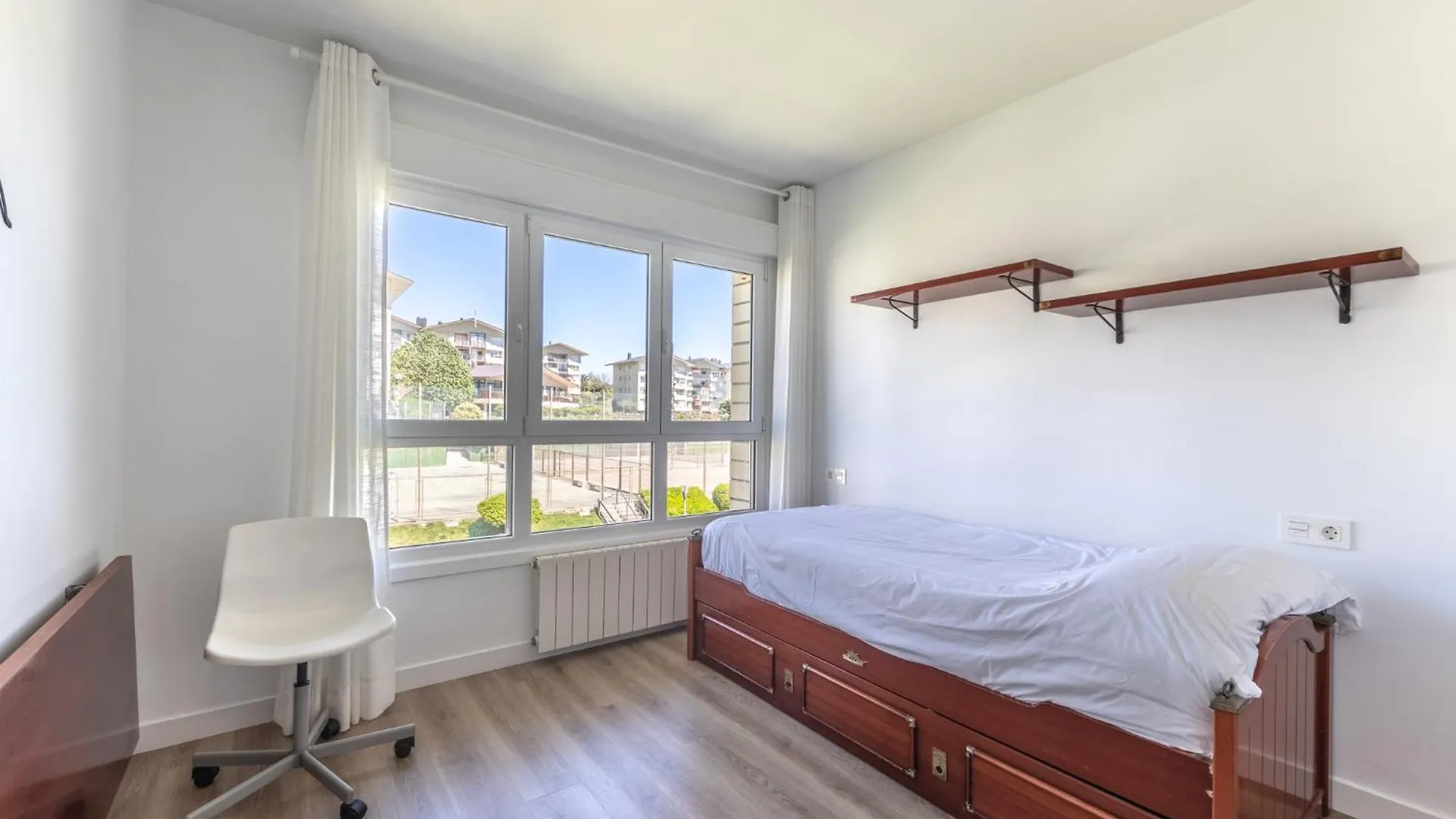 Primera Linea De Playa Surf & Beach Sopelana Apartment
